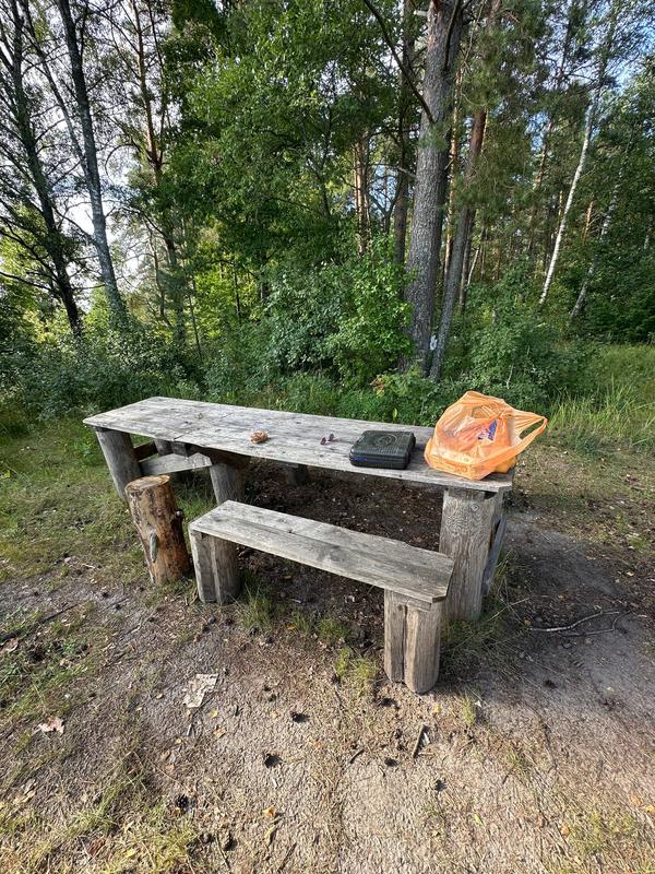  Столик за несколько лет сделали новый и перенесли